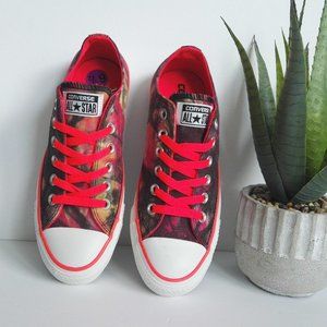 Converse Women's Sneakers - Red and Black